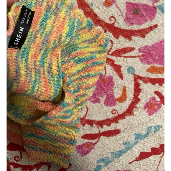 Rainbow cropped top - Picture 3 of 3